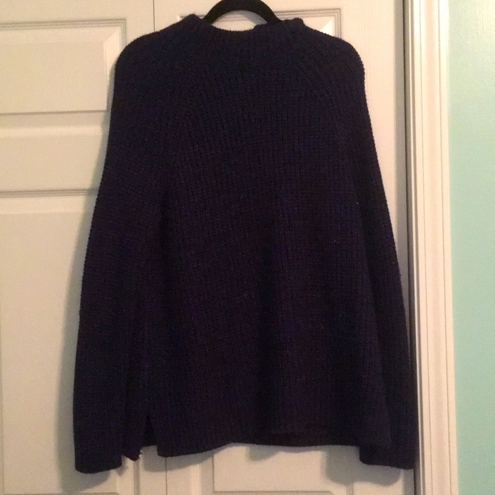Black/Blue sweater size XL